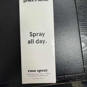 Grace & Stella Refreshing Facial Mist